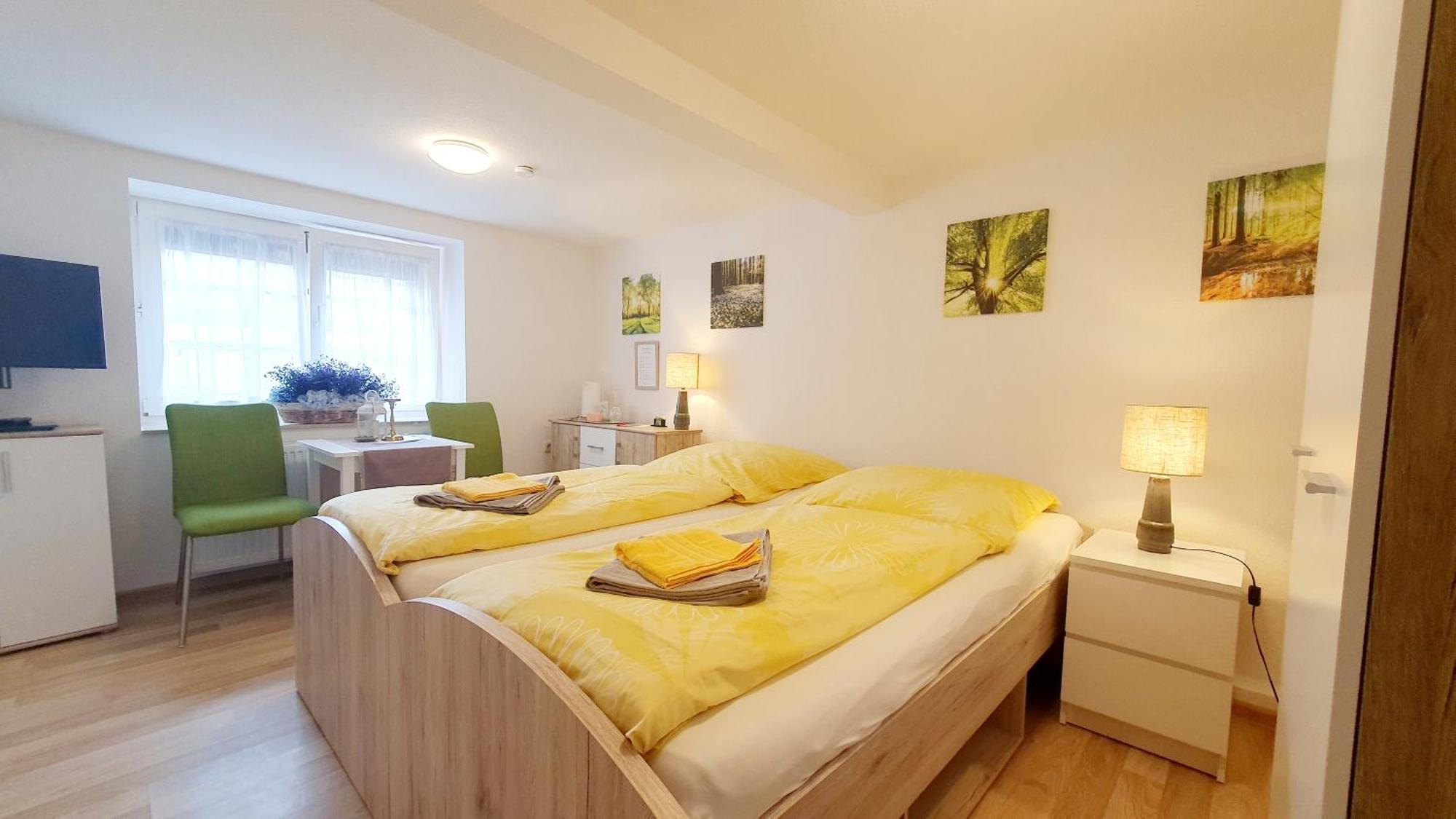 Apartment Gruener Fuerst Mit Sitzecke Im Innenhof & Naehe Park & Erdgeschoss Bad Muskau Ngoại thất bức ảnh